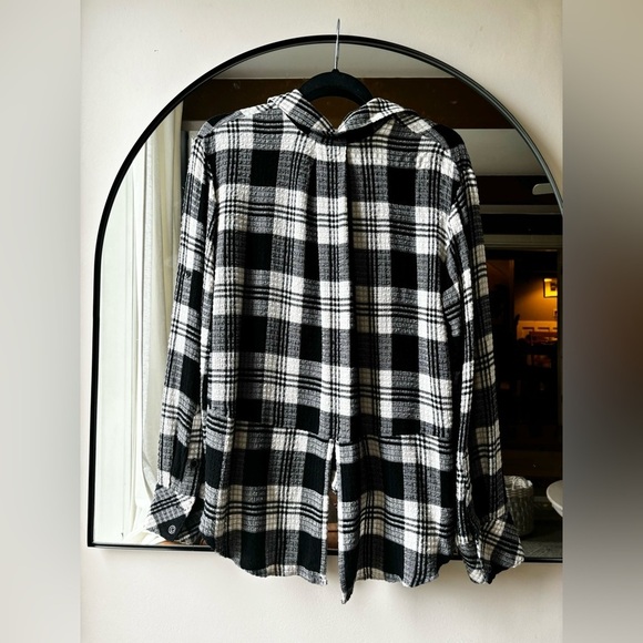 ANTHROPOLOGIE CLOTH & STONE| plaid button up | size medium - Picture 6 of 6